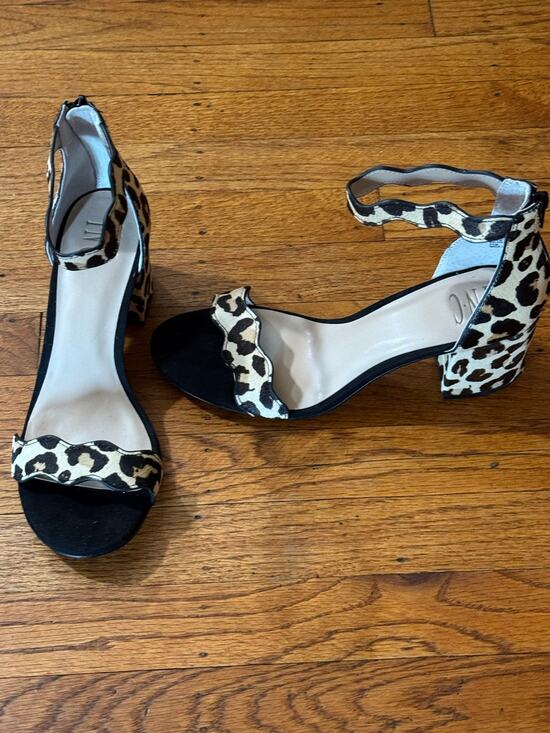 INC International Concepts Shoes - INC International Concepts Hadwin Leopard Scalloped Block Heels 8.5M